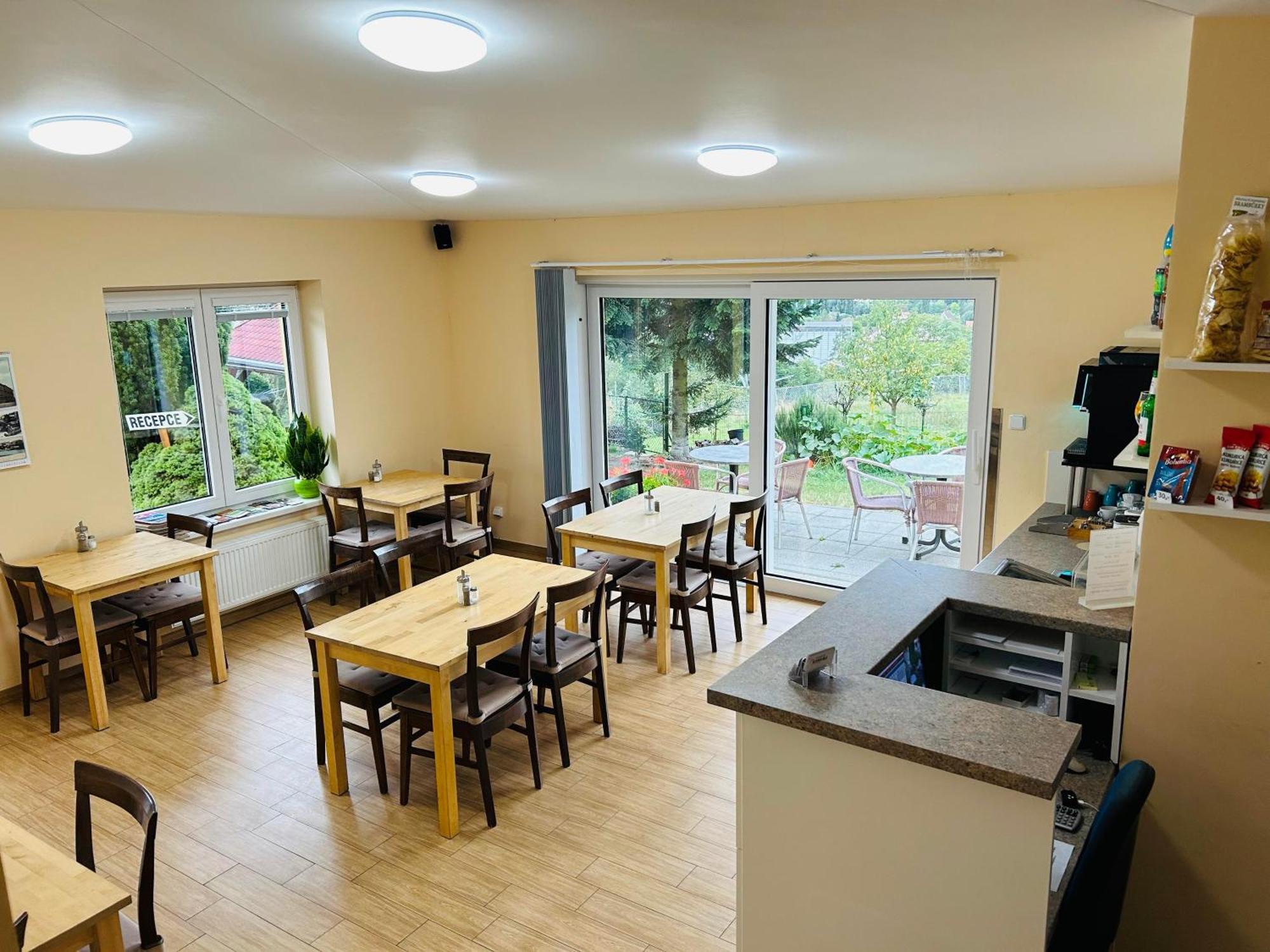 Pension Primus Beroun  Buitenkant foto
